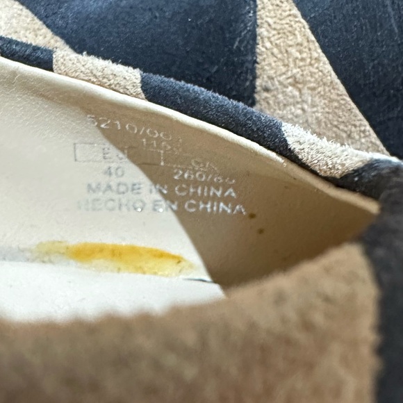 Zara Woman Striped Tan and Black Suede Pumps size EU 40. - Picture 8 of 8